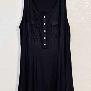 Avenue Black Sleeveless Button Front Tank Top